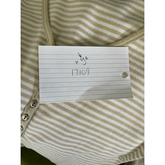 Chico's t-shirt knit tee women's 8 small white tan stripe v neck button detail - Picture 10 of 11